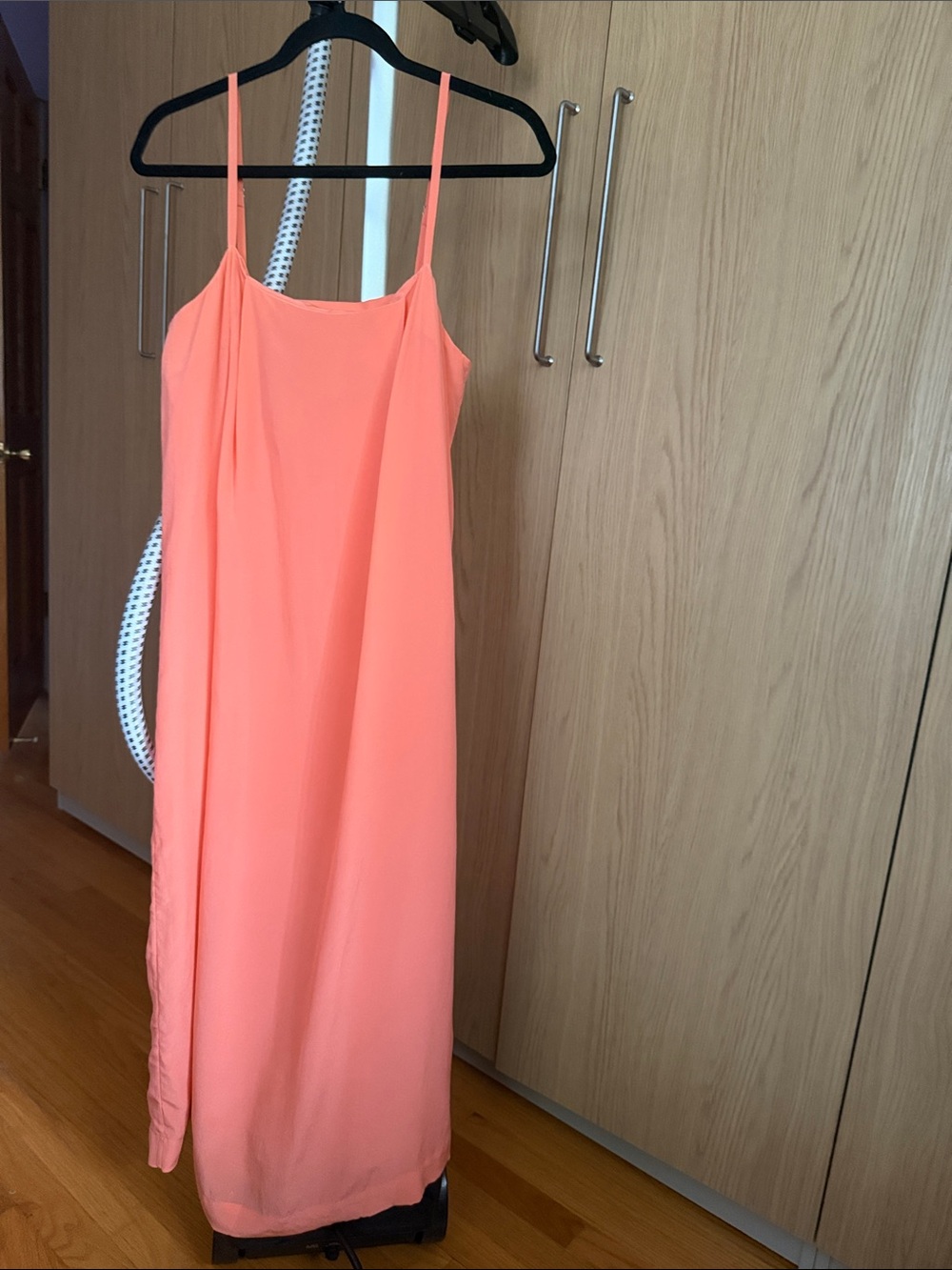 kate spade 100% Silk Coral Maxi Slip Dress with Spaghetti Straps Never Worn